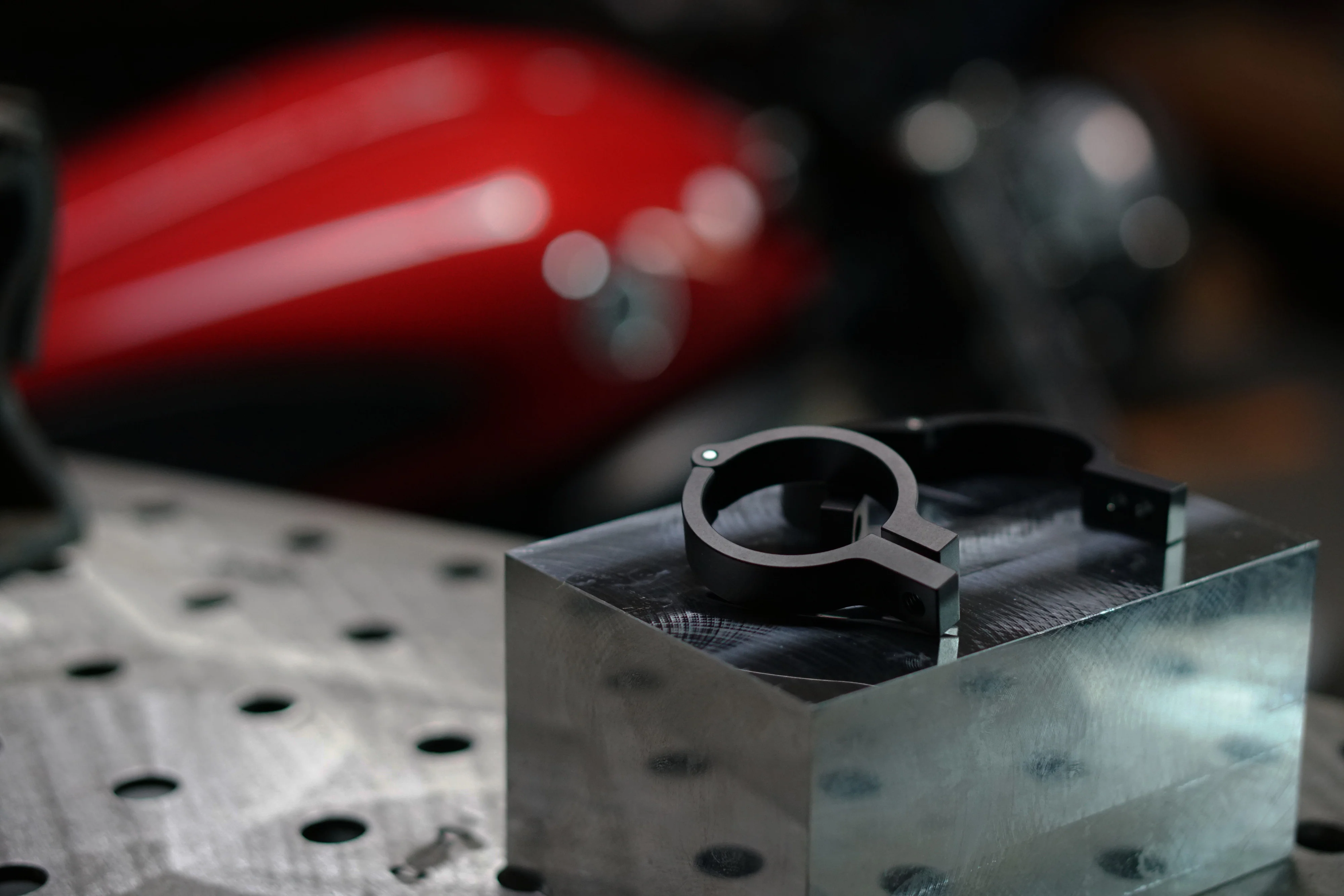 41 MM Hinged Fork Clamps - Image 3