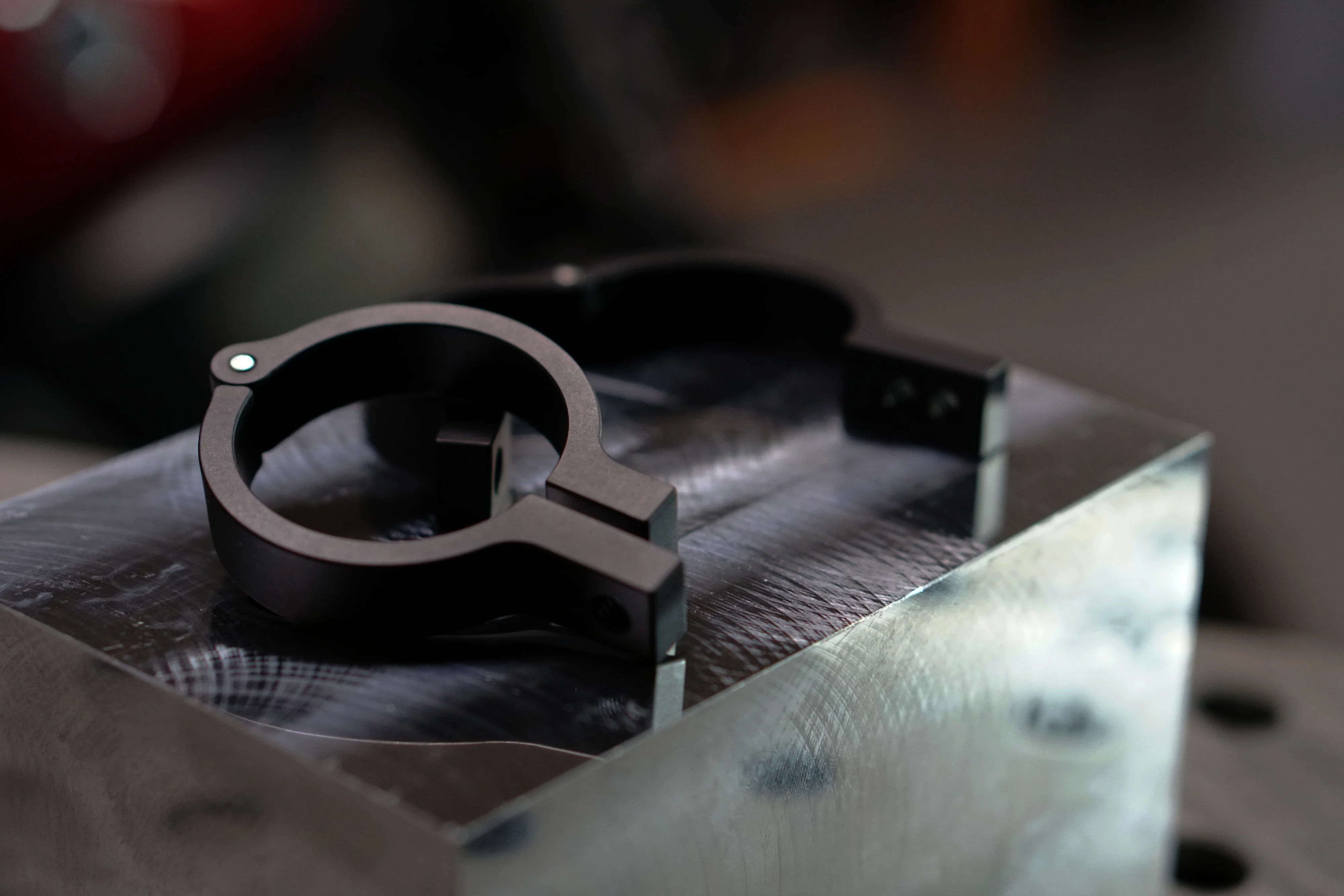 41 MM Hinged Fork Clamps - Image 4