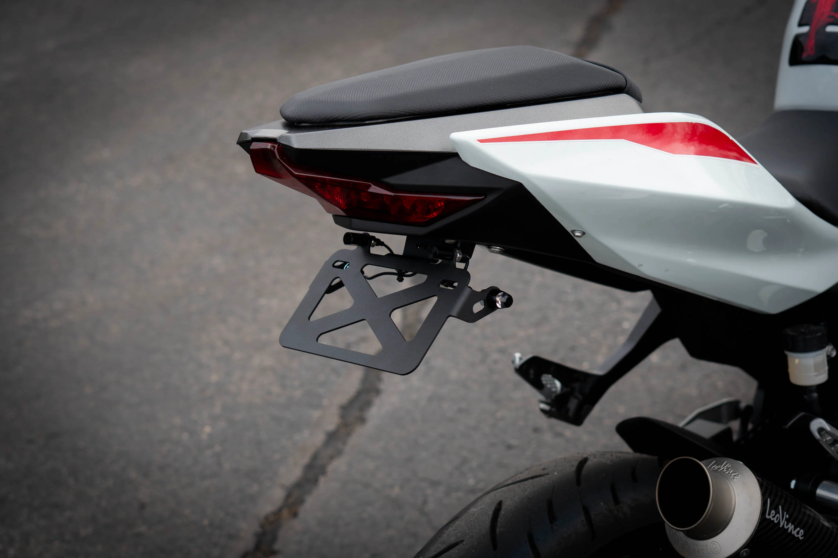 Brogue Tail Tidy for Kawasaki Ninja 400 / Z400 / Ninja 500 / 250 / Z250 / Z500 (2018–2026) - Image 21