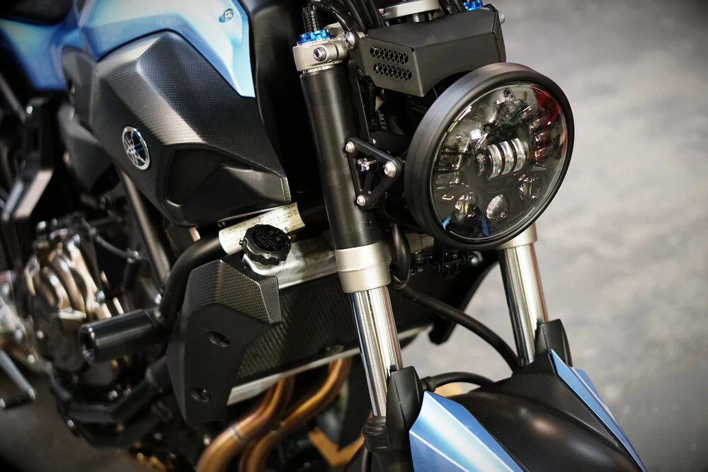 MT-07 (FZ-07) - Brogue Collective - 7" LED Naked Headlight Kit 2014-2020 - Image 5