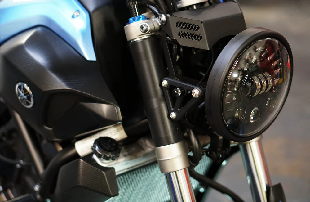 MT-07 (FZ-07) - Brogue Collective - 7" LED Naked Headlight Kit 2014-2020 - Image 7