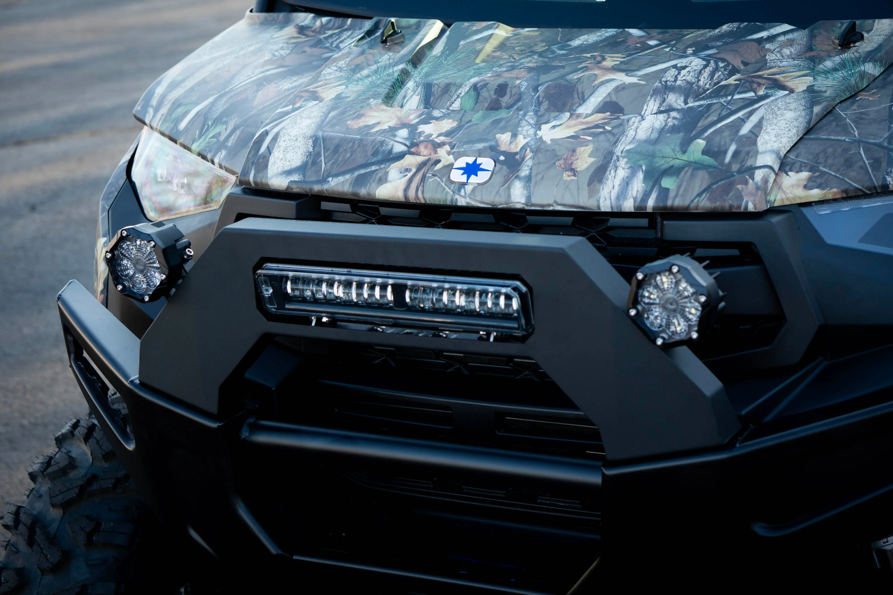 Polaris Ranger XP 1000 (2025+) Upper Bumper Guard with Integrated LED Light Bar and Side Lighting System - Brogue UTV - Image 6