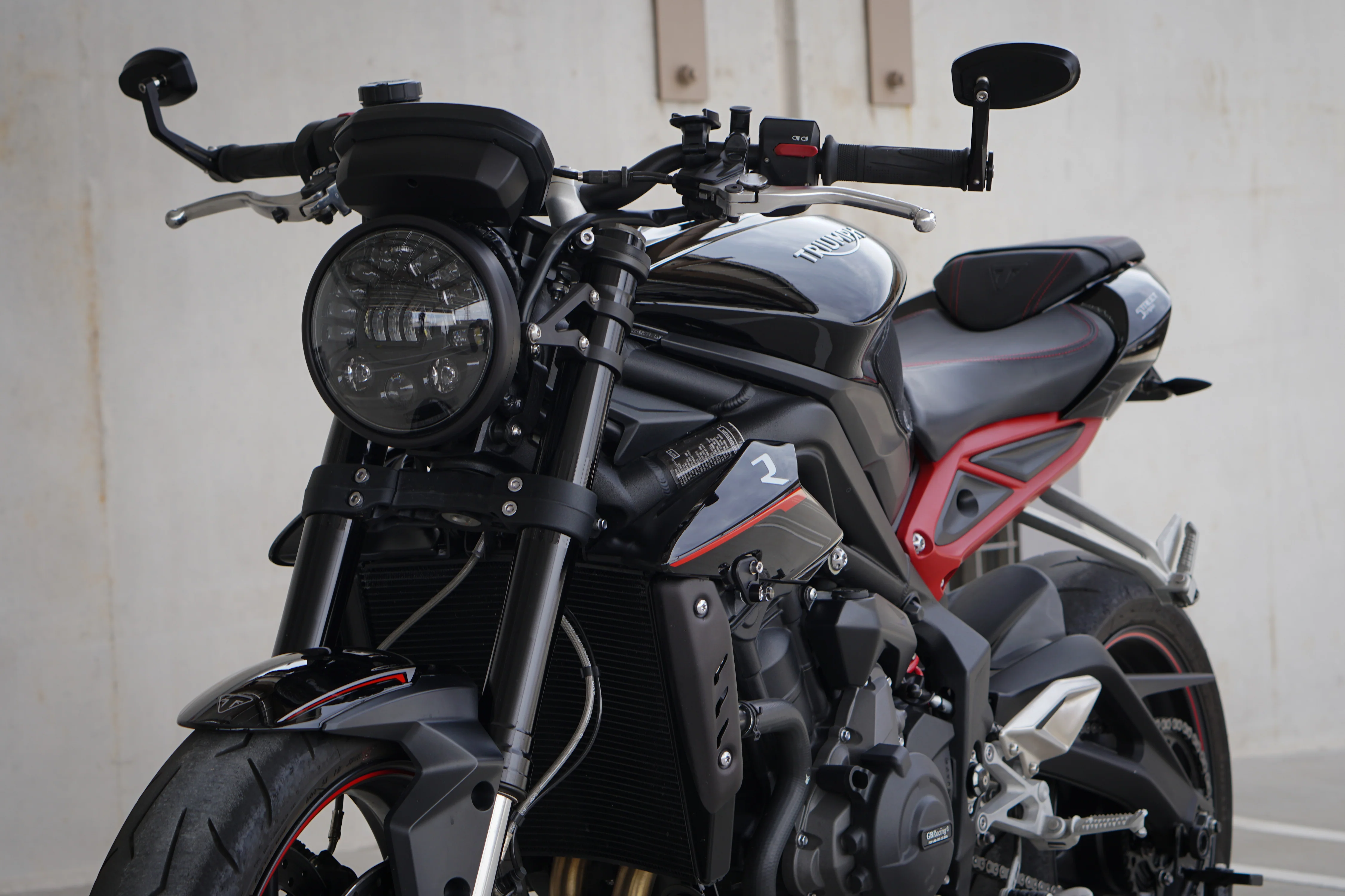 Street Triple 765 - Brogue Collective - 7" LED Naked Headlight Kit - Image 3