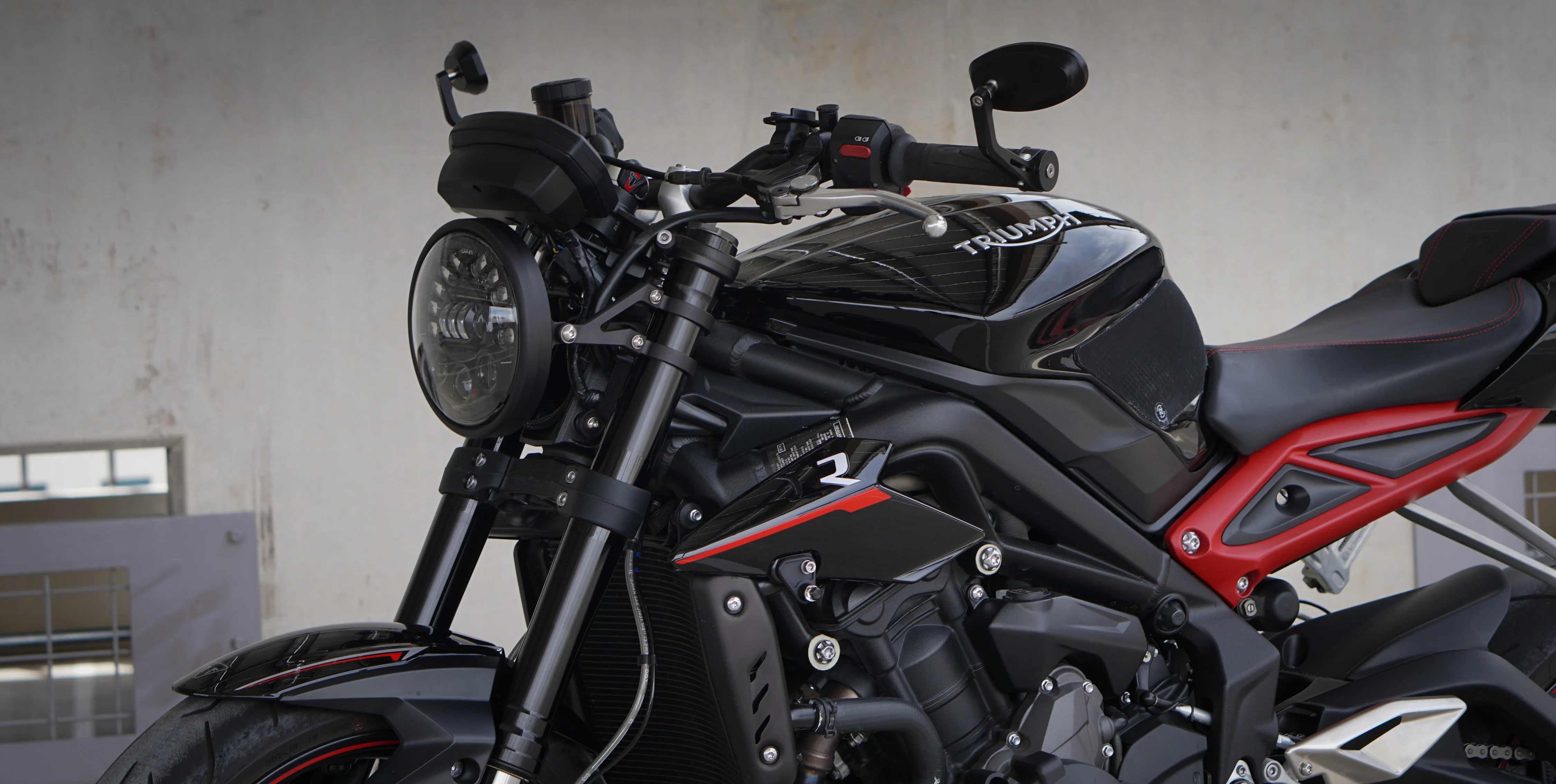 Street Triple 765 - Brogue Collective - 7" LED Naked Headlight Kit - Image 4