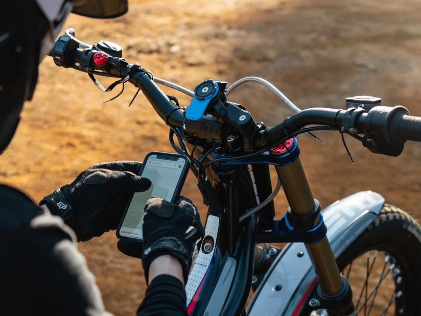 Quad Lock Motorcycle - Universal Handlebar Mount - Image 3