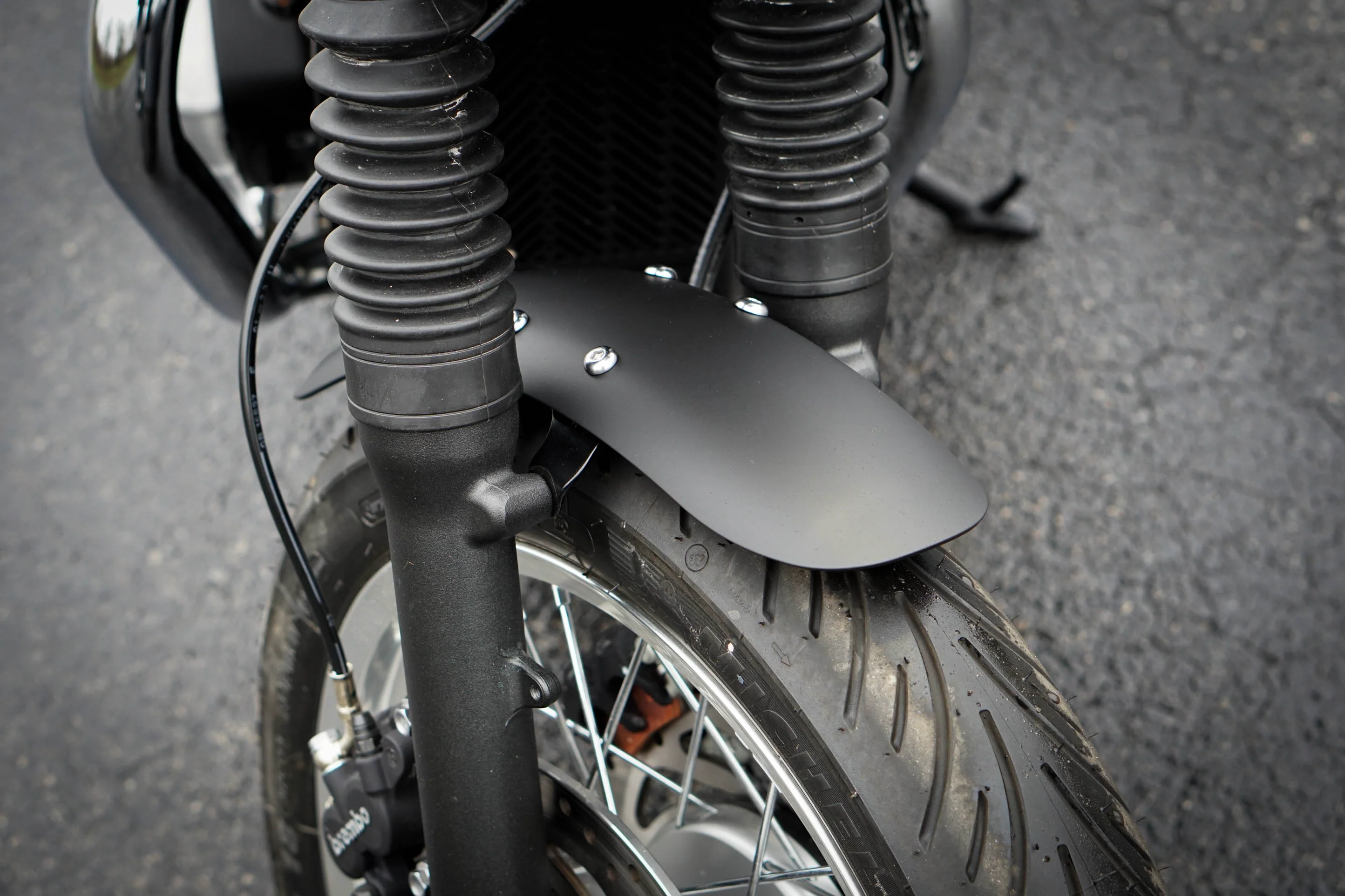 Short Aluminum Front Fender for Triumph Bonneville | 2016+ T100, T120, Street Twin, Street Scrambler - Image 10