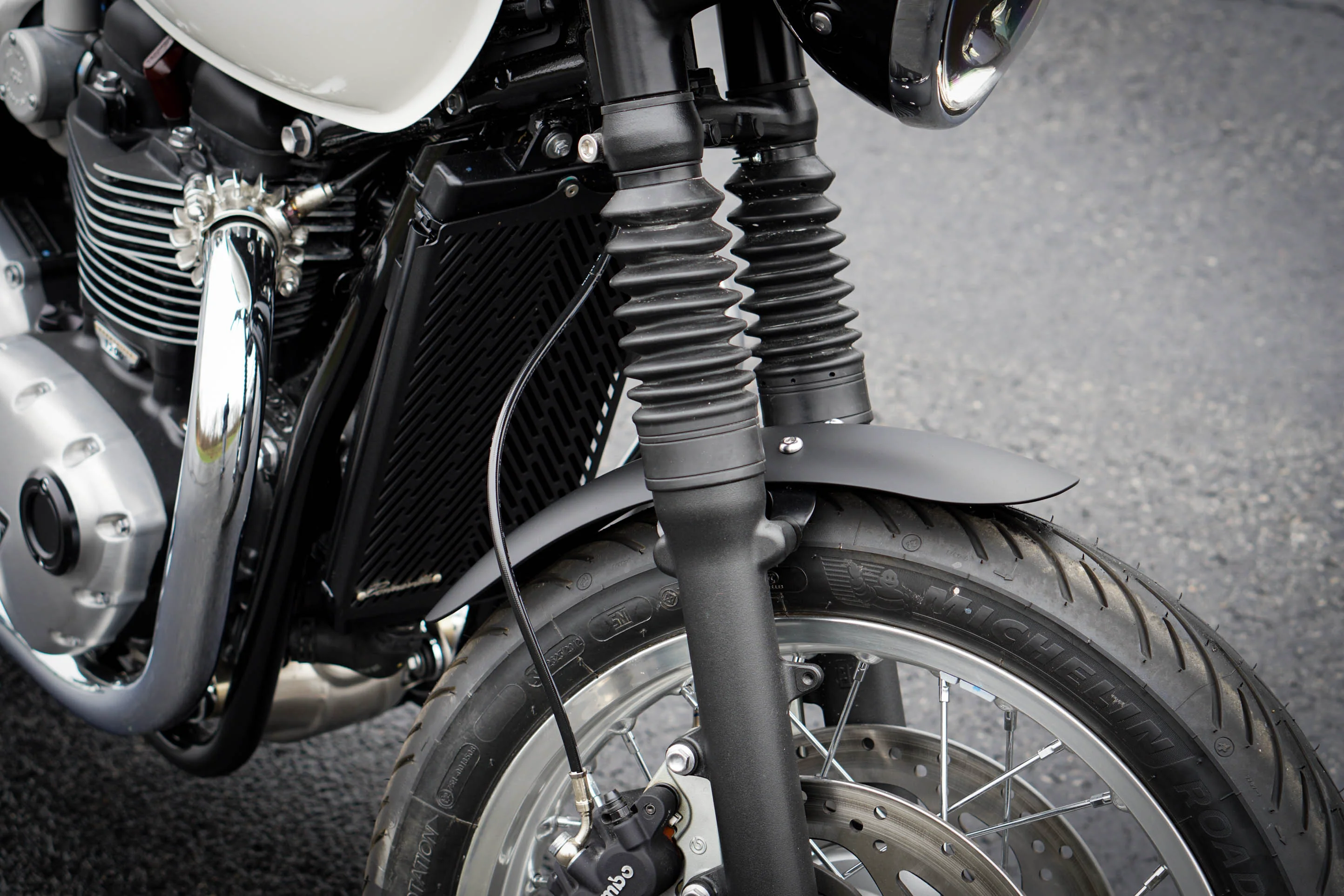 Short Aluminum Front Fender for Triumph Bonneville | 2016+ T100, T120, Street Twin, Street Scrambler - Image 14