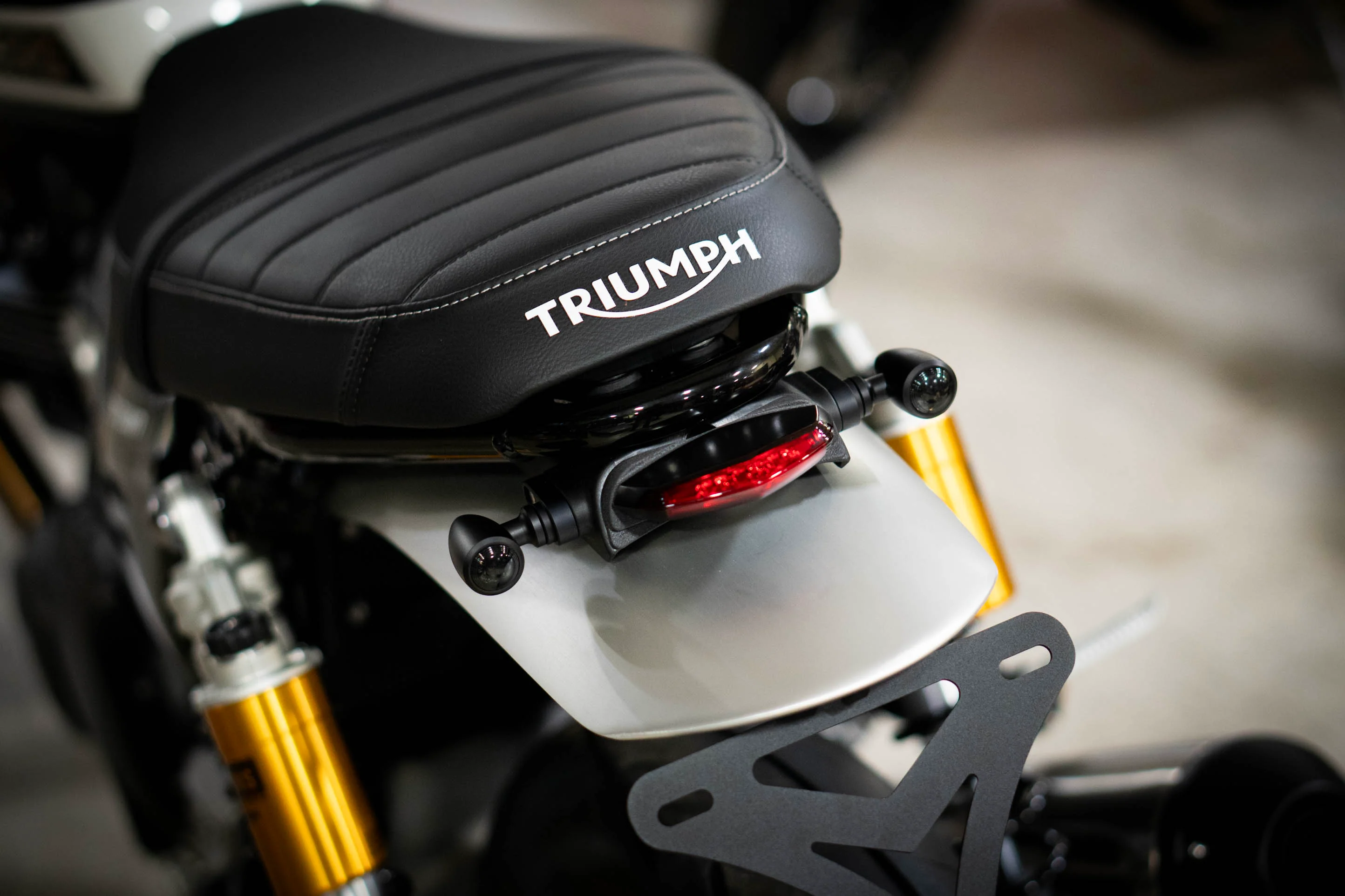 Speed Twin 1200 & RS Brogue Classic 3-1 RTB Turn Signal Conversion Kit - 2025-2026+ - Image 5