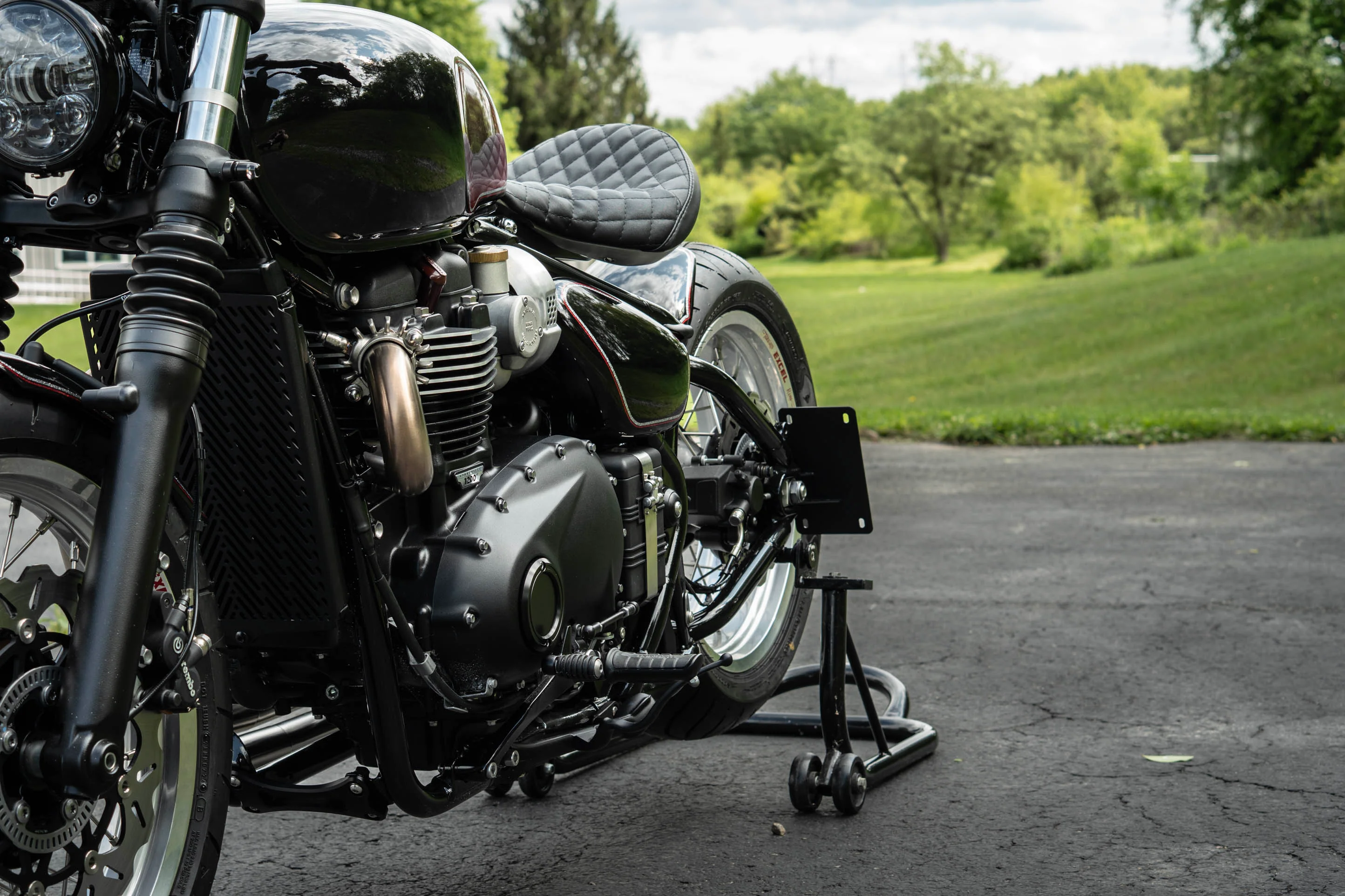 Triumph Side Axle Mount License Plate Bracket - Fits All 2016+ Triumph Classics Including Bobber - Speed Twin - Thruxton - Speedmaster - Image 4