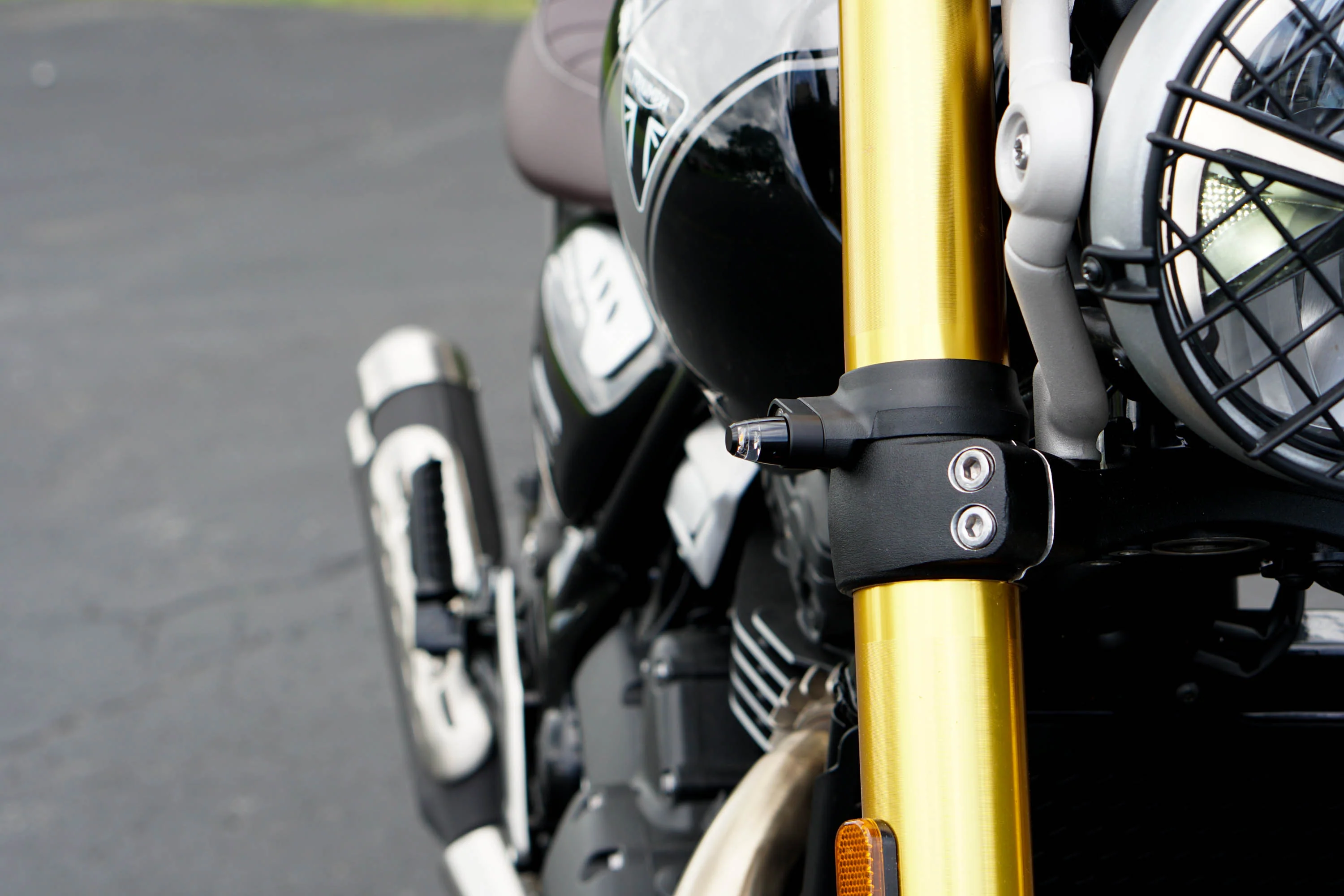 Triumph Speed 400 & Scrambler 400 Low Profile Plug & Play Front Turn Signal Kits - Image 15