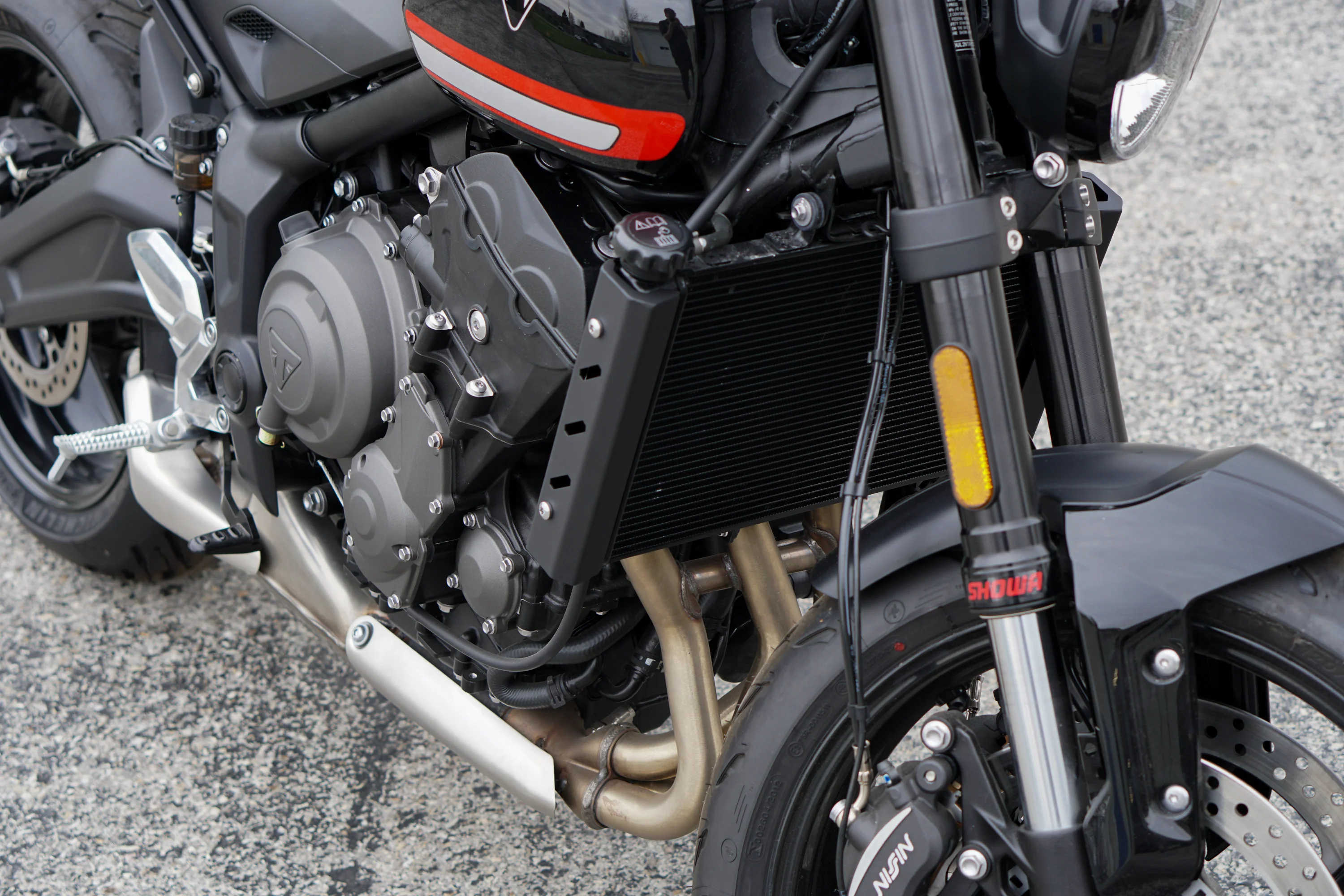 Triumph Trident 660 & 800 Radiator Side Covers - Image 5
