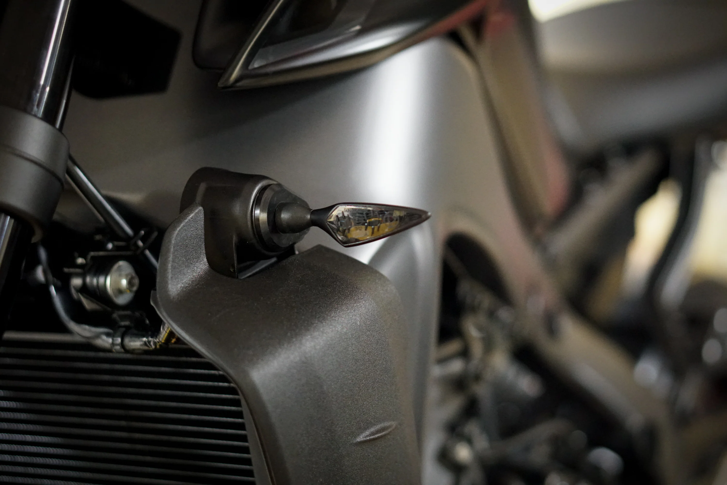 Yamaha MT-09 (FZ-09) Front Machined Turn Signal Plate Adapter Kit 2014-2026 - Image 19